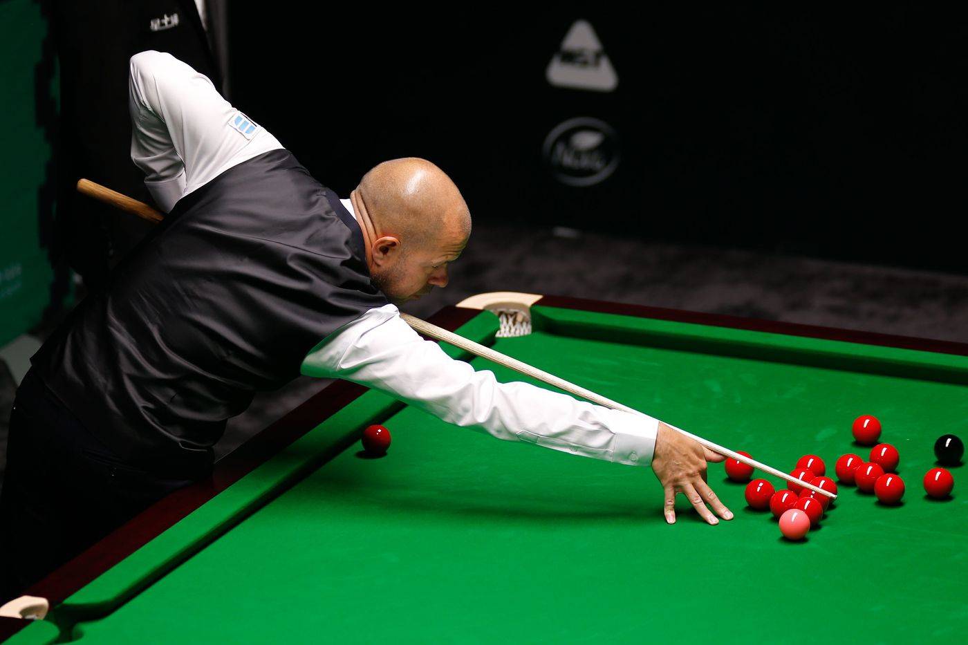 陷入犯规或 陷入犯规或