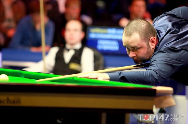 严重碰撞而 严重碰撞而