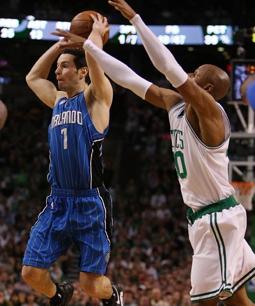 的一个附加 的一个附加