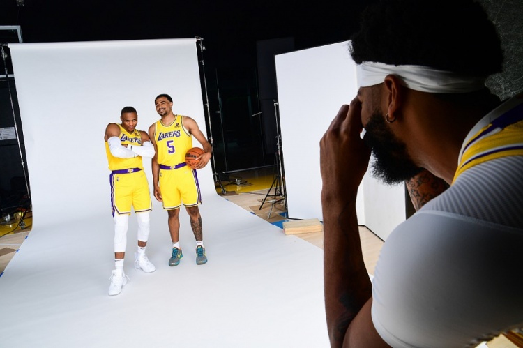 displ