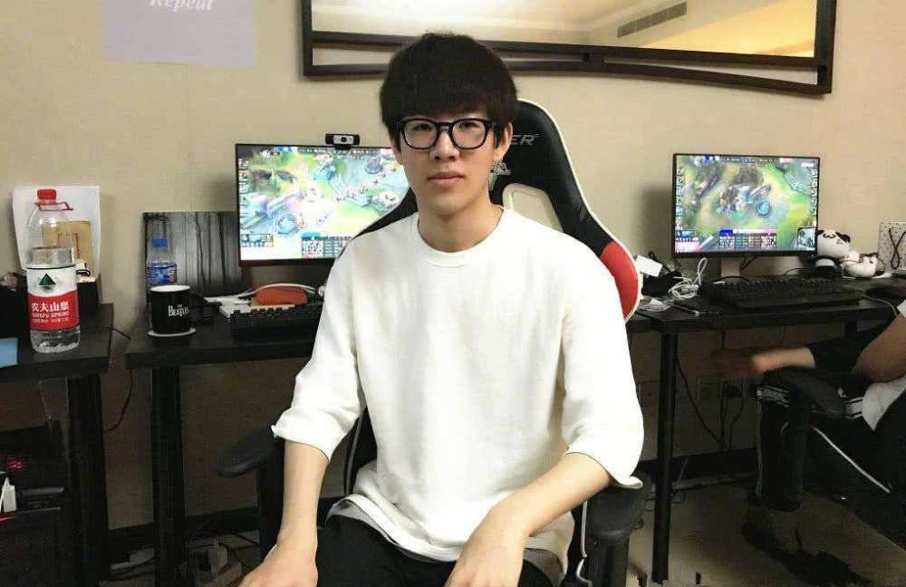 从单人养成